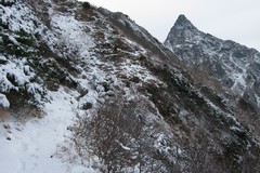 槍ヶ岳ハイキング／東鎌尾根コース・稜線北側