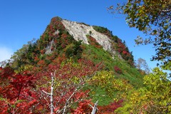 武尊山ハイキング／紅葉の美しい剣ヶ峰南峰