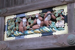 日光東照宮／神厩舎長押上の彫刻「三猿」