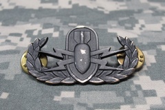 U.S. ARMY Explosive Ordnance Disposal Badge